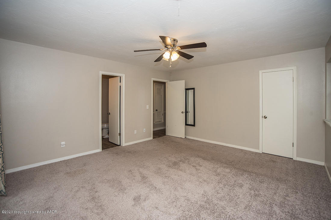 4306 Sherwood Lane Amarillo, TX 79110 - Photo 17 of 24 JKS_6675