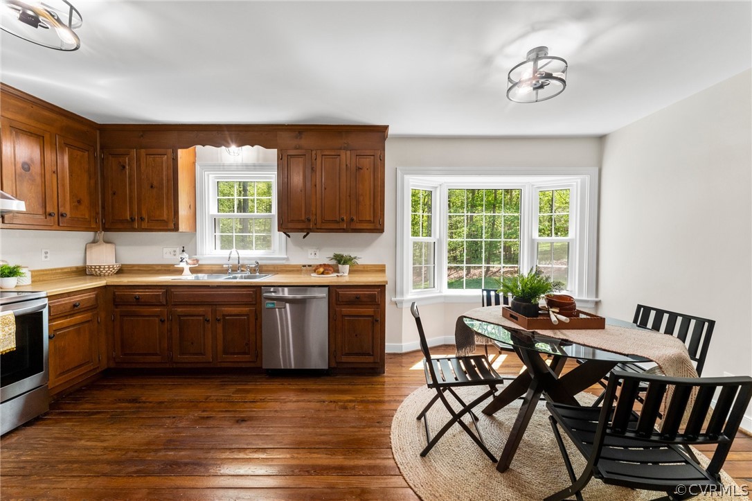 14403 Michaels Ridge Road Midlothian, VA 23113 - Photo 8 of 46 Gallery Image 8