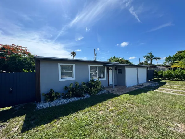 $599,500 | 2865 Northeast 13th Avenue, Pompano Beach, FL 33064