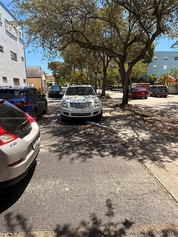 $1,500 | 1943 Monroe Street, Unit 309A, Hollywood, FL 33020