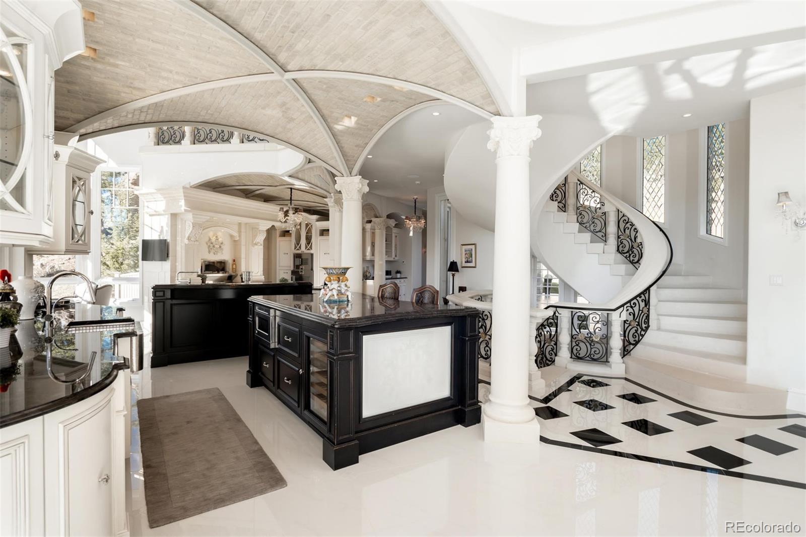 600 Chateau V Road Evergreen, CO 80439 - Photo 11 of 40