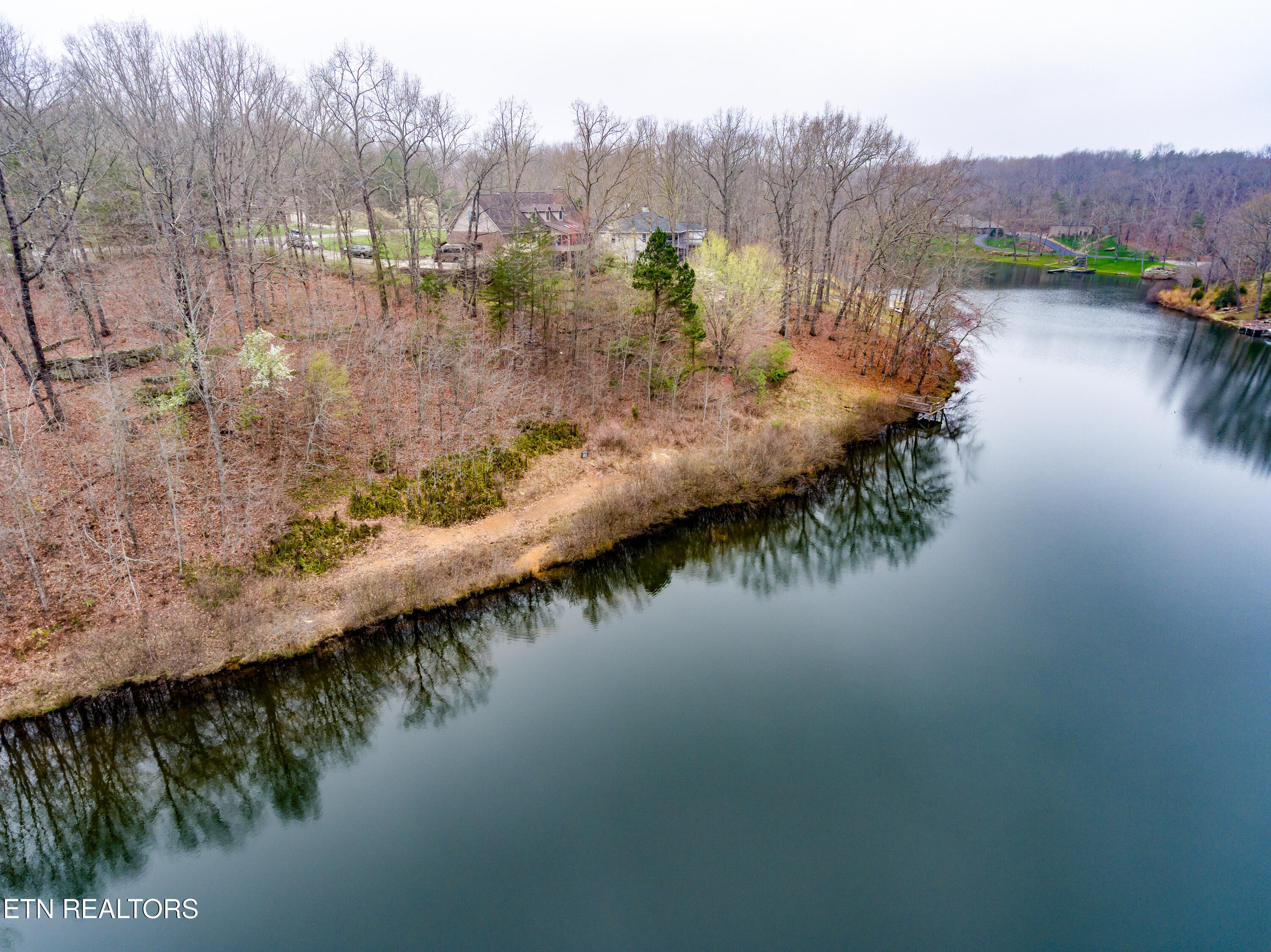 East Ridge Drive Crossville, TN 38555 - Photo 14 of 50 040230404-1-QuailRidgeDrCrossvilleTN-SMA