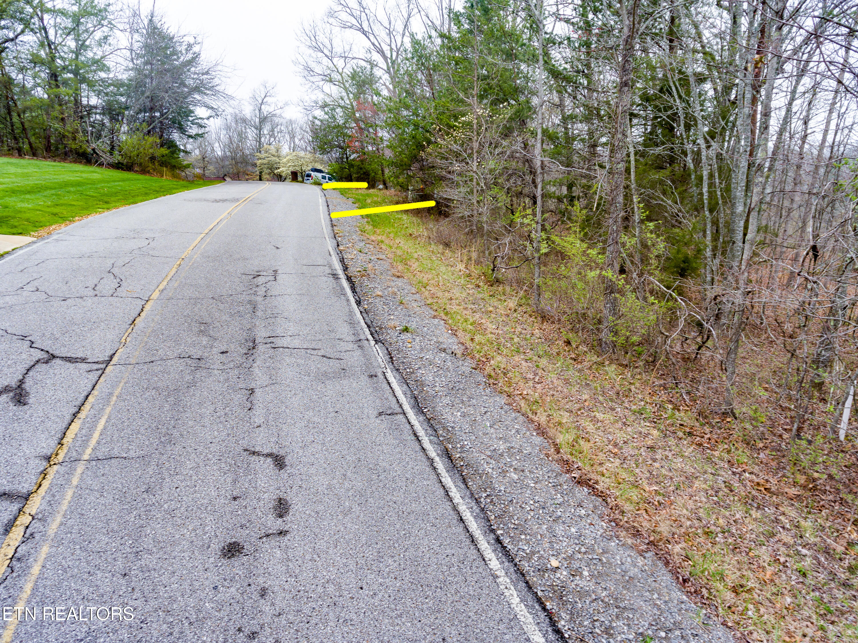 East Ridge Drive Crossville, TN 38555 - Photo 17 of 50 043230404-1-QuailRidgeDrCrossvilleTN-SMA