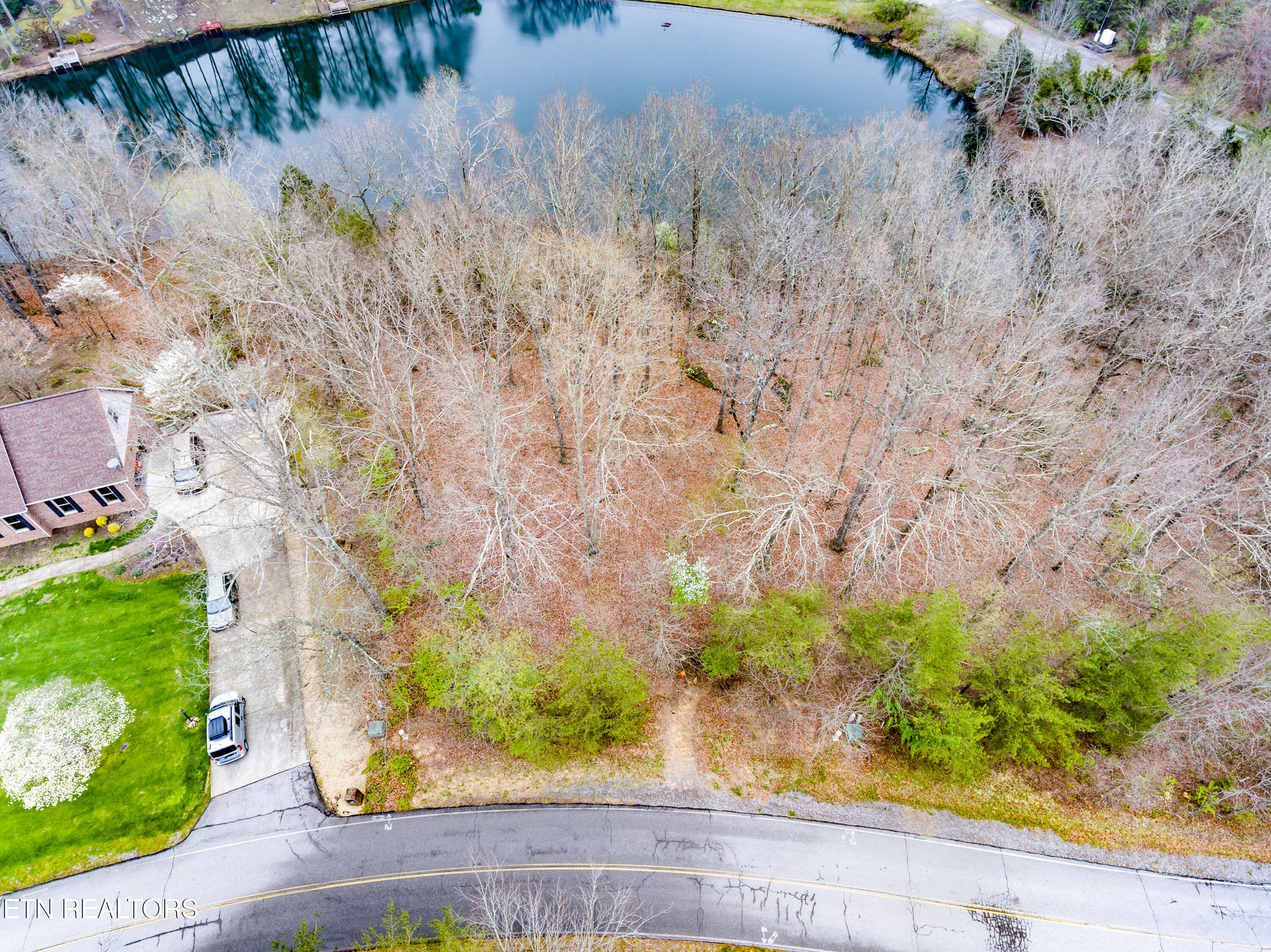 East Ridge Drive Crossville, TN 38555 - Photo 32 of 50 008230404-1-QuailRidgeDrCrossvilleTN-SMA