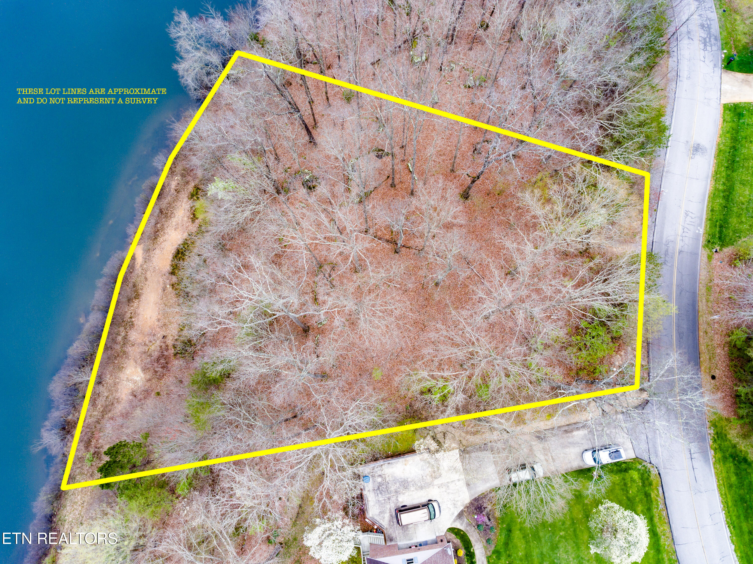 East Ridge Drive Crossville, TN 38555 - Photo 37 of 50 013230404-1-QuailRidgeDrCrossvilleTN-SMA