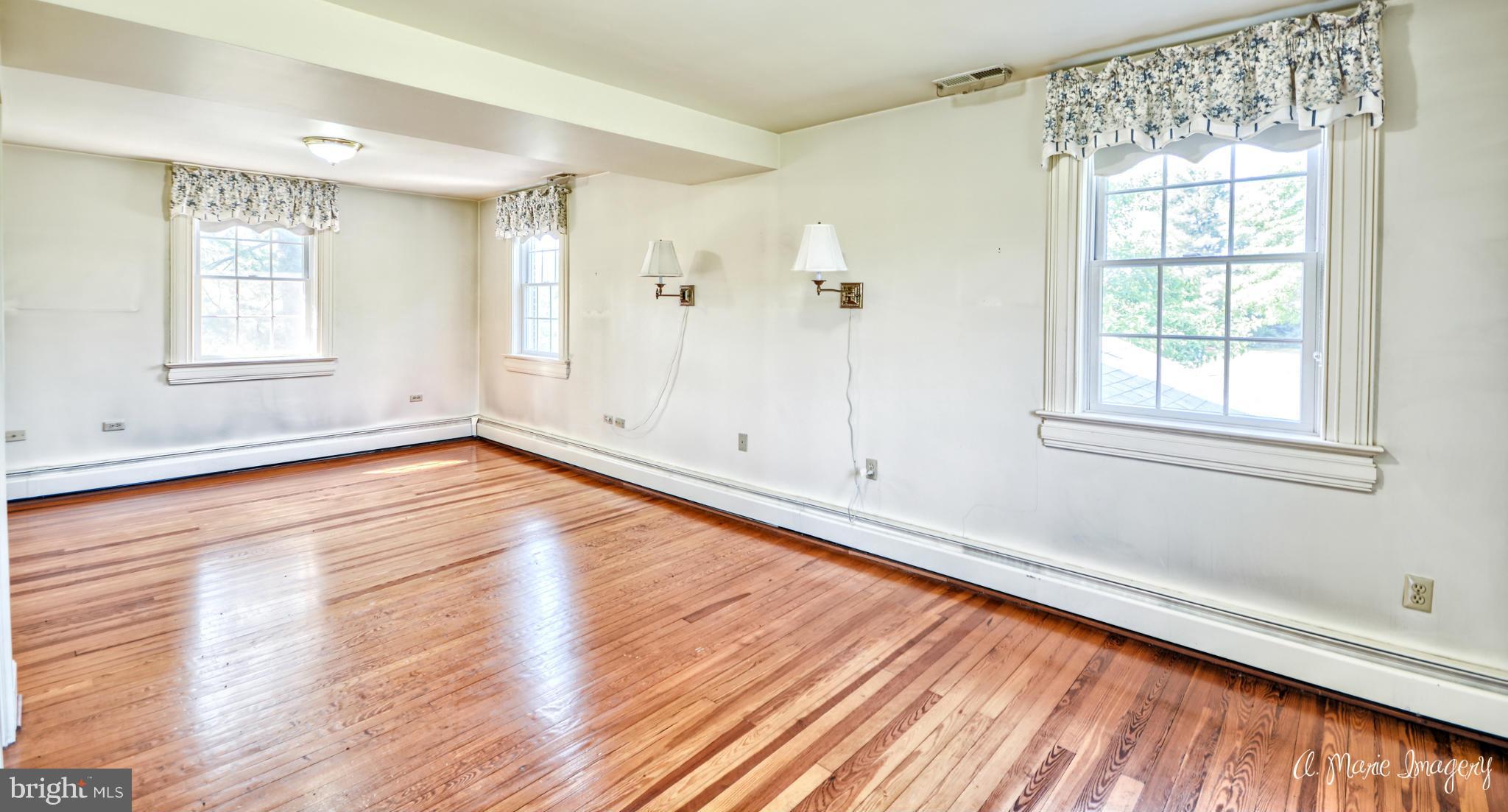 14950 Old Frederick Road Rocky Ridge, MD 21778 - Photo 17 of 28 Bedroom (Master)