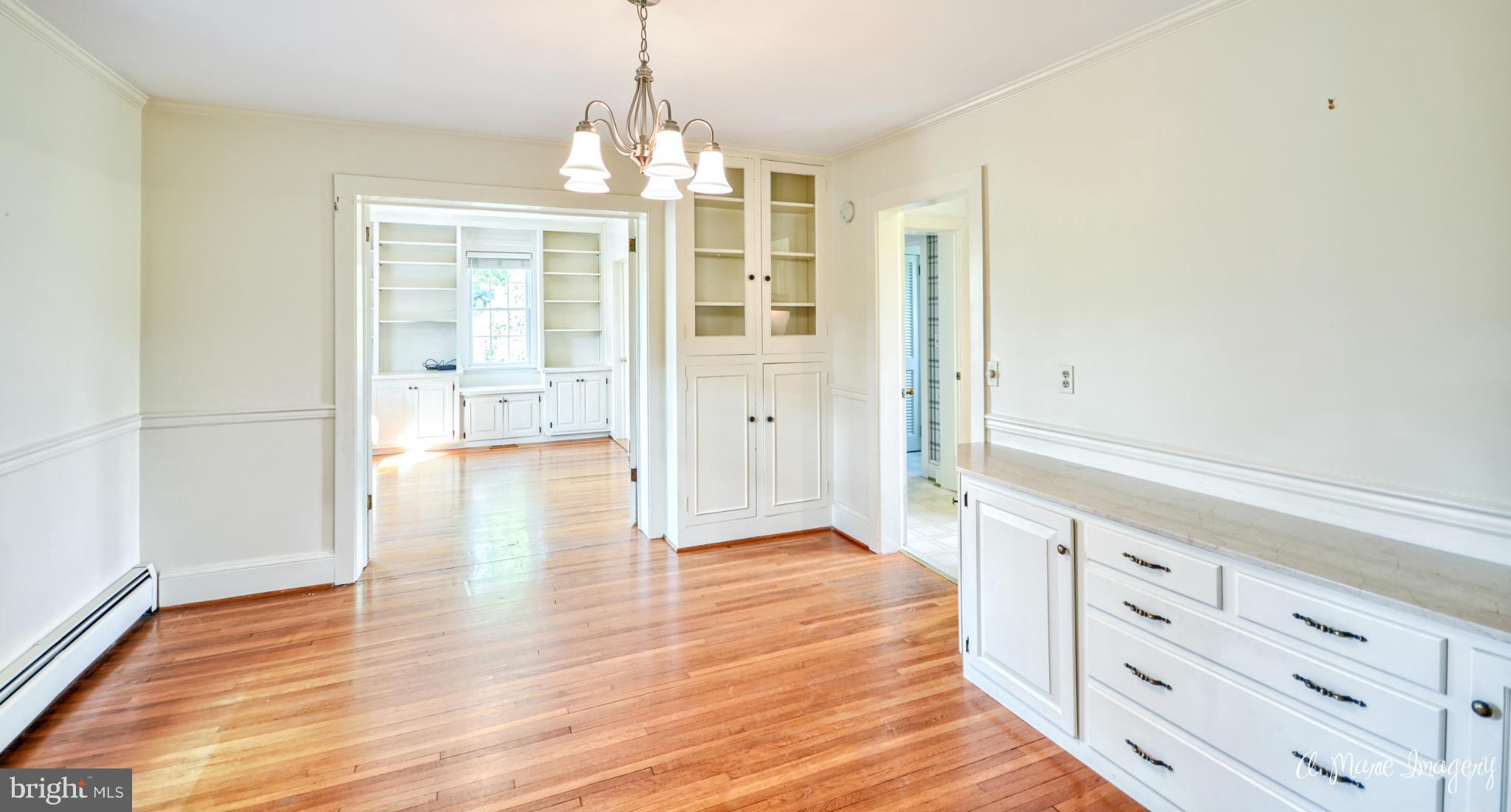 14950 Old Frederick Road Rocky Ridge, MD 21778 - Photo 7 of 28 Dining Room
