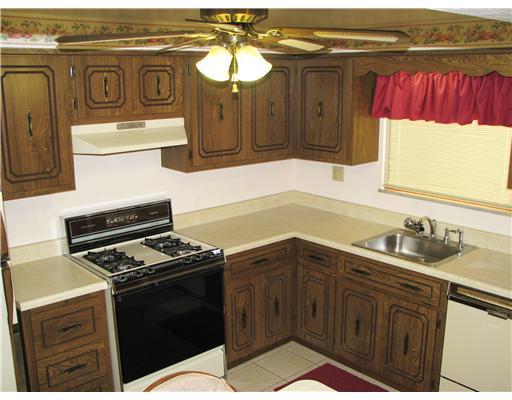 2392 Hi Ridge Drive North Huntingdon, PA 15642 - Photo 2 of 18 Kitchen.