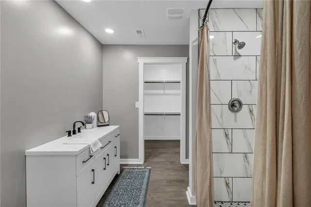 $450,000 | 511 West McGaughy Street, Hamilton, MO 64644