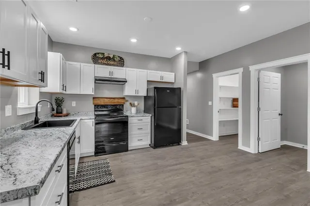 $450,000 | 511 West McGaughy Street, Hamilton, MO 64644