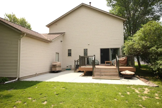 $399,900 | 901 14th Street North, Sartell, MN 56377