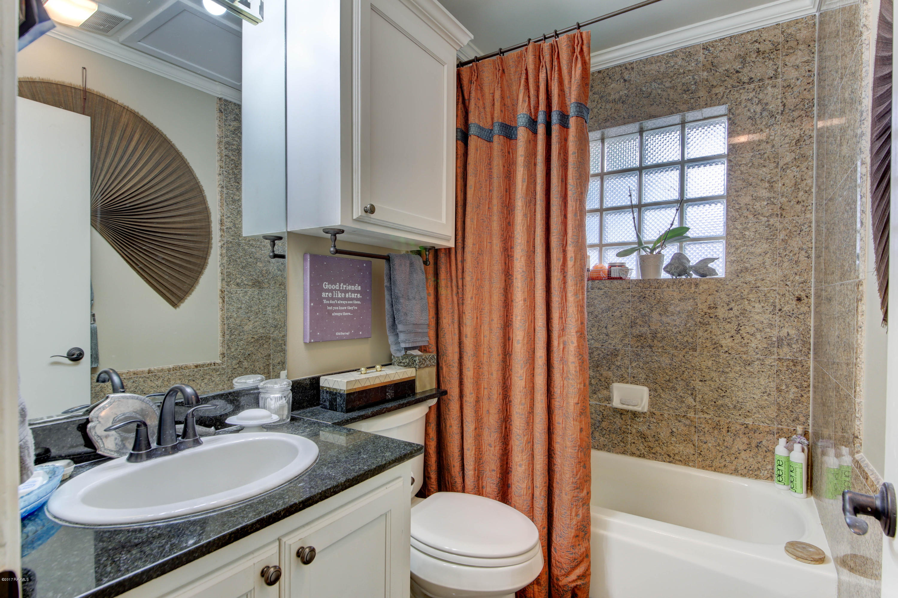 213 Bendel Road, Unit 204 Lafayette, LA 70503 - Photo 19 of 25 204 Bendel Gardens-18