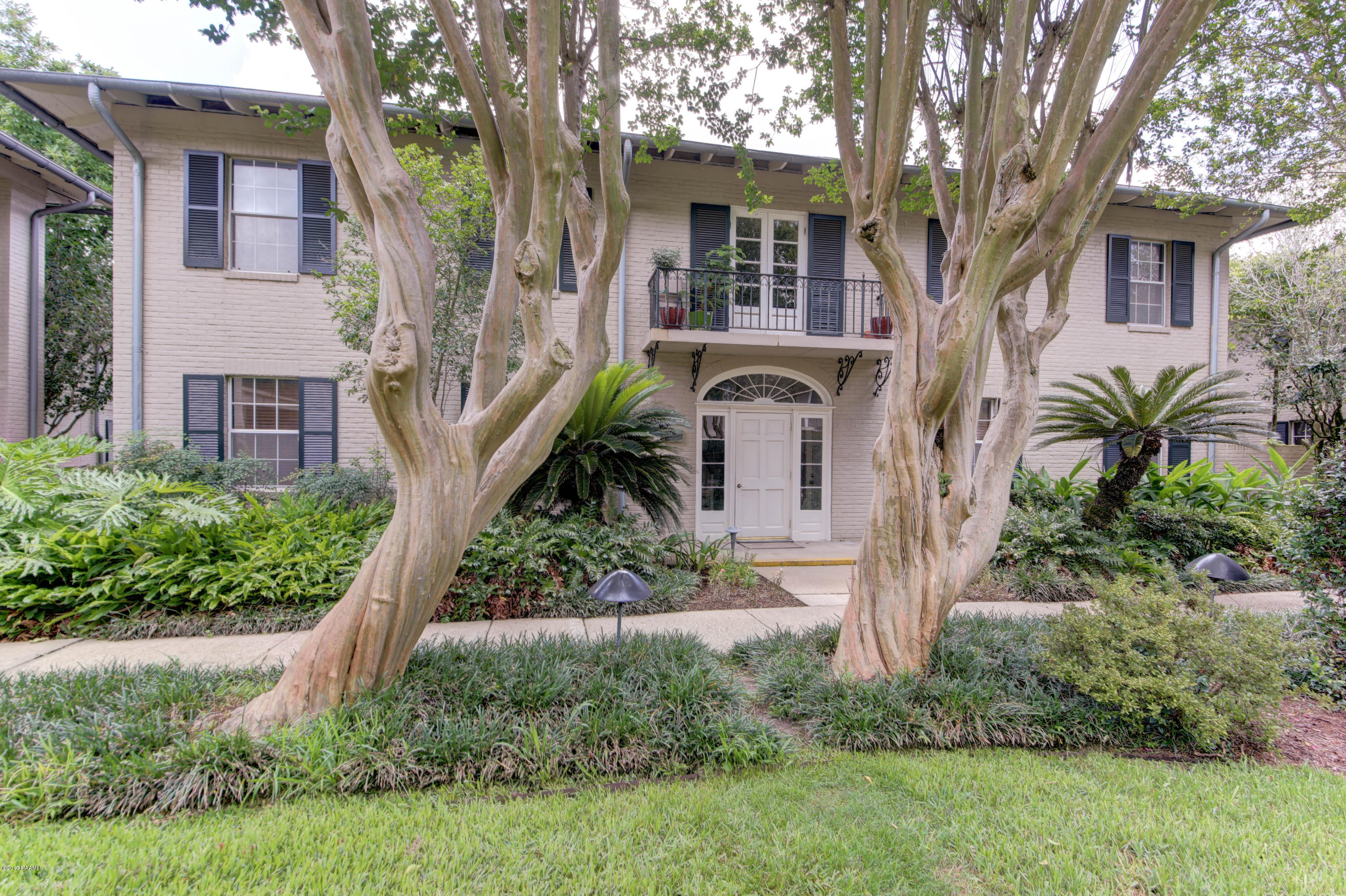 213 Bendel Road, Unit 204 Lafayette, LA 70503 - Photo 5 of 25 204 Bendel Gardens-4