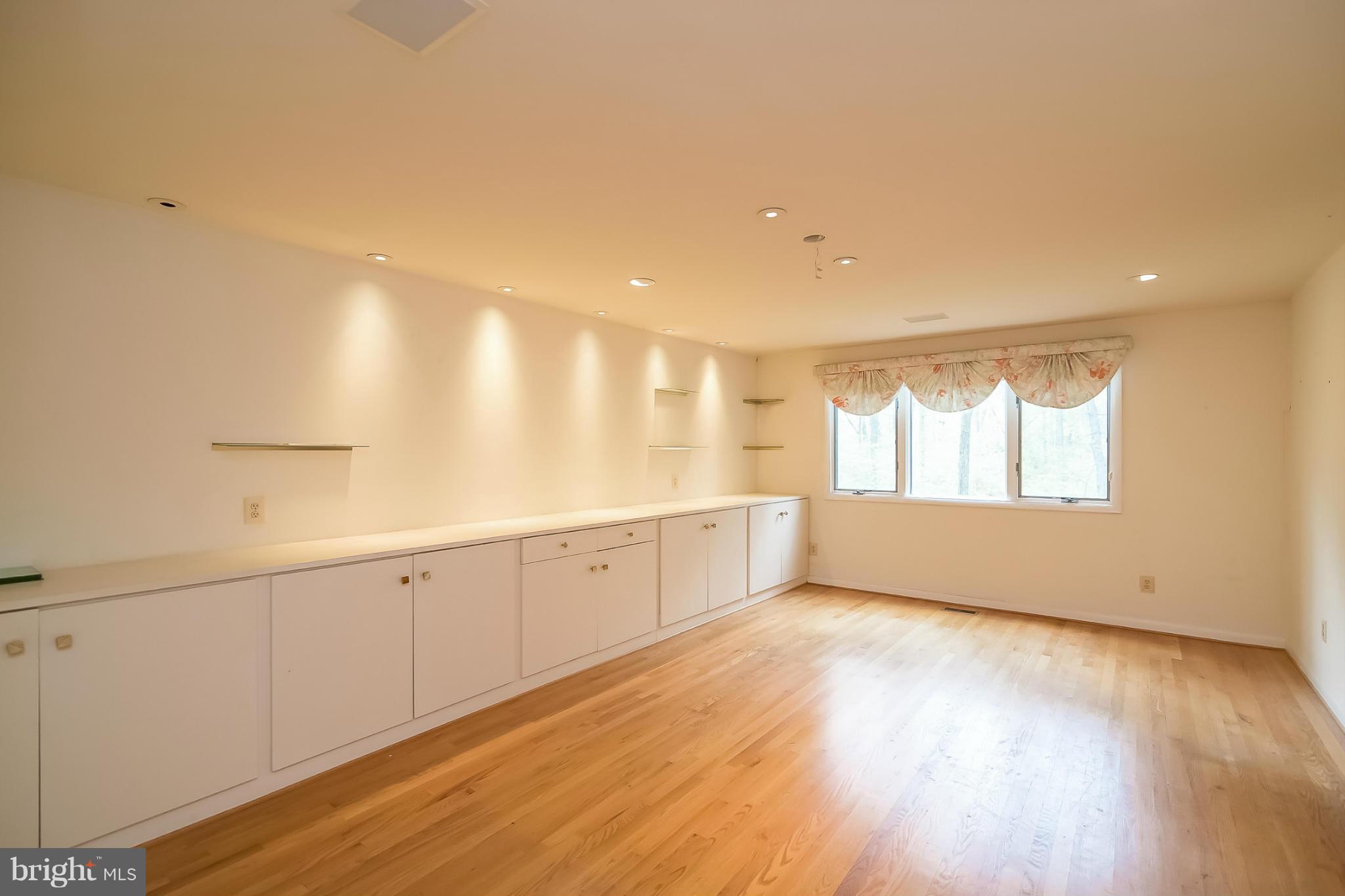 10971 Swansfield Road Columbia, MD 21044 - Photo 14 of 30 Dining Room