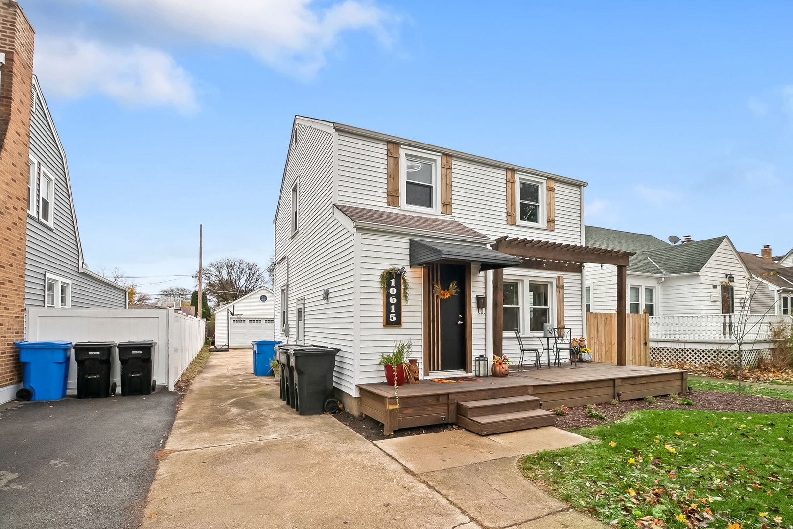 10615 South Springfield Avenue Chicago, IL 60655 - Photo 2 of 16 Gallery Image 2