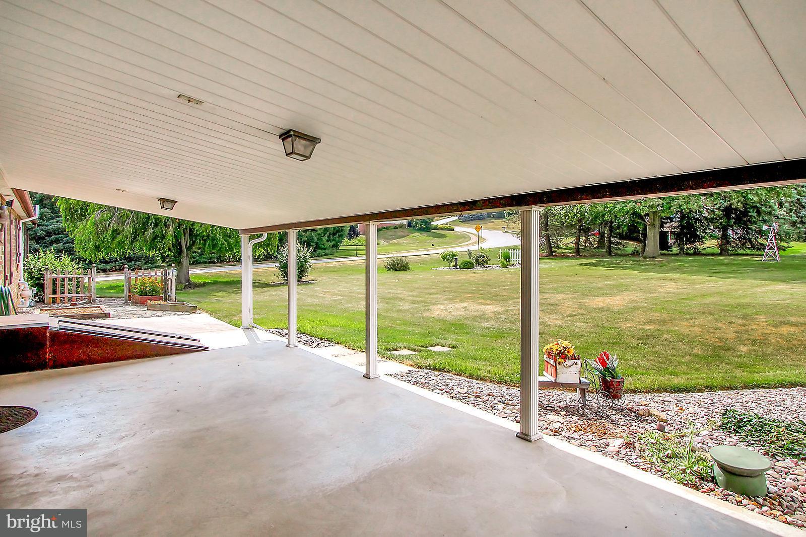 540 Hammond Road York, PA 17406 - Photo 23 of 29 Gallery Image 23