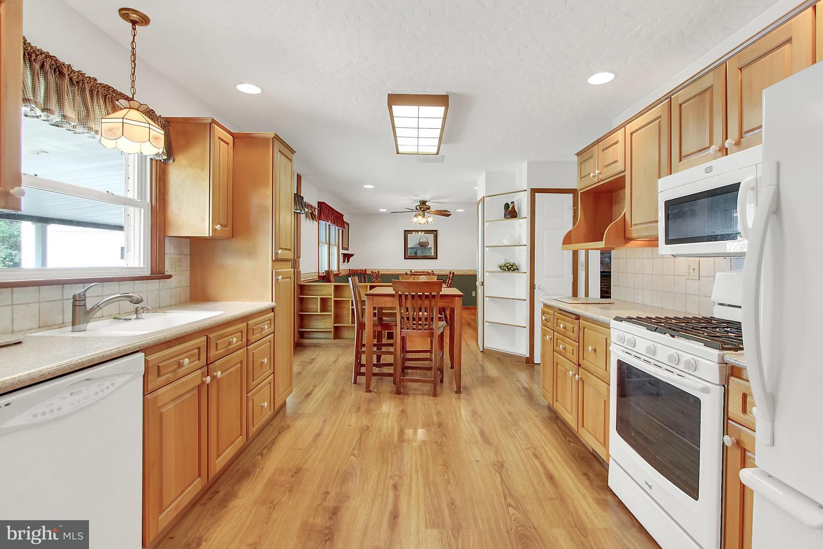 540 Hammond Road York, PA 17406 - Photo 7 of 29 Gallery Image 7