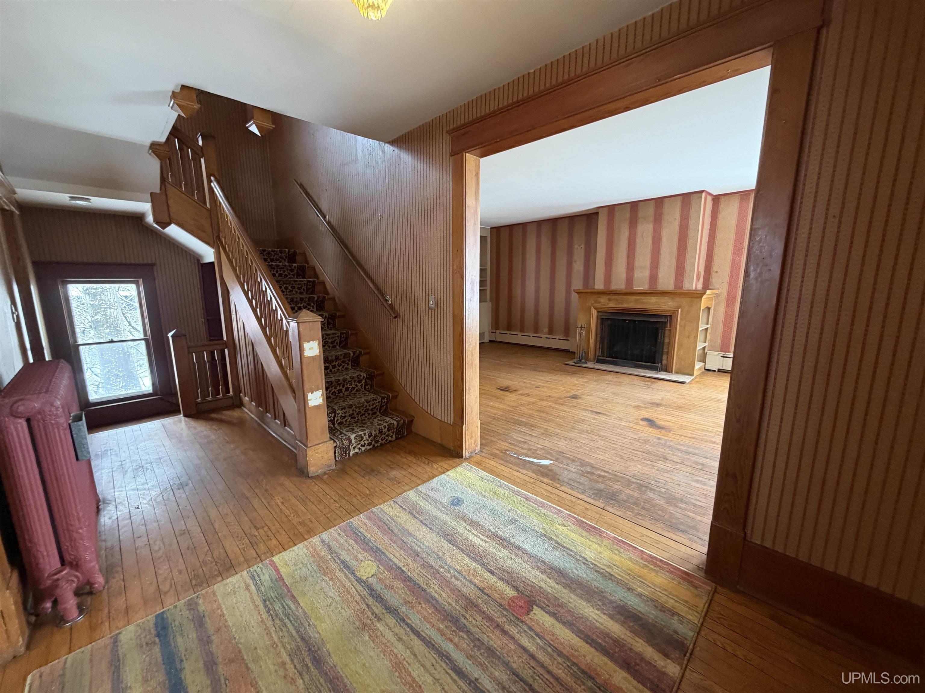 206 East Ridge Street Marquette, MI 49855 - Photo 11 of 92