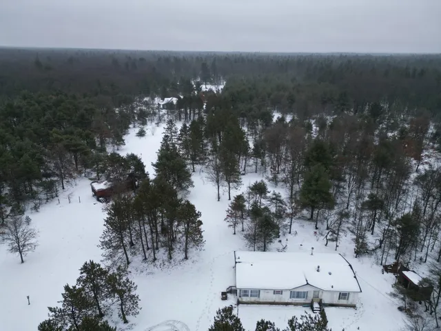 $150,000 | 4901 Brunswick Road, Holton, MI 49425