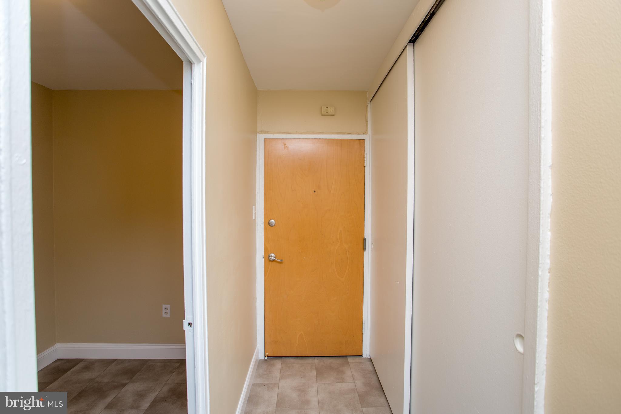 2101-17 Chestnut Street, Unit 1809 Philadelphia, PA 19103 - Photo 15 of 38 a view of closet area