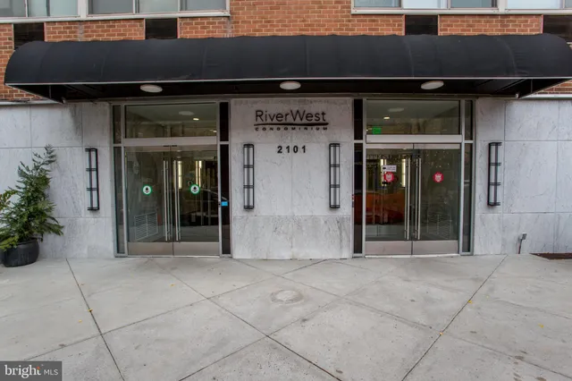 a view of a entryway of the house