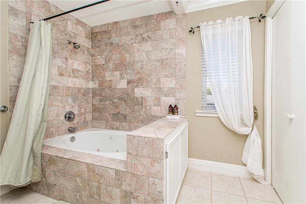 2580 Rue Weller Mandeville, LA 70448 - Photo 18 of 34 Gallery Image 18