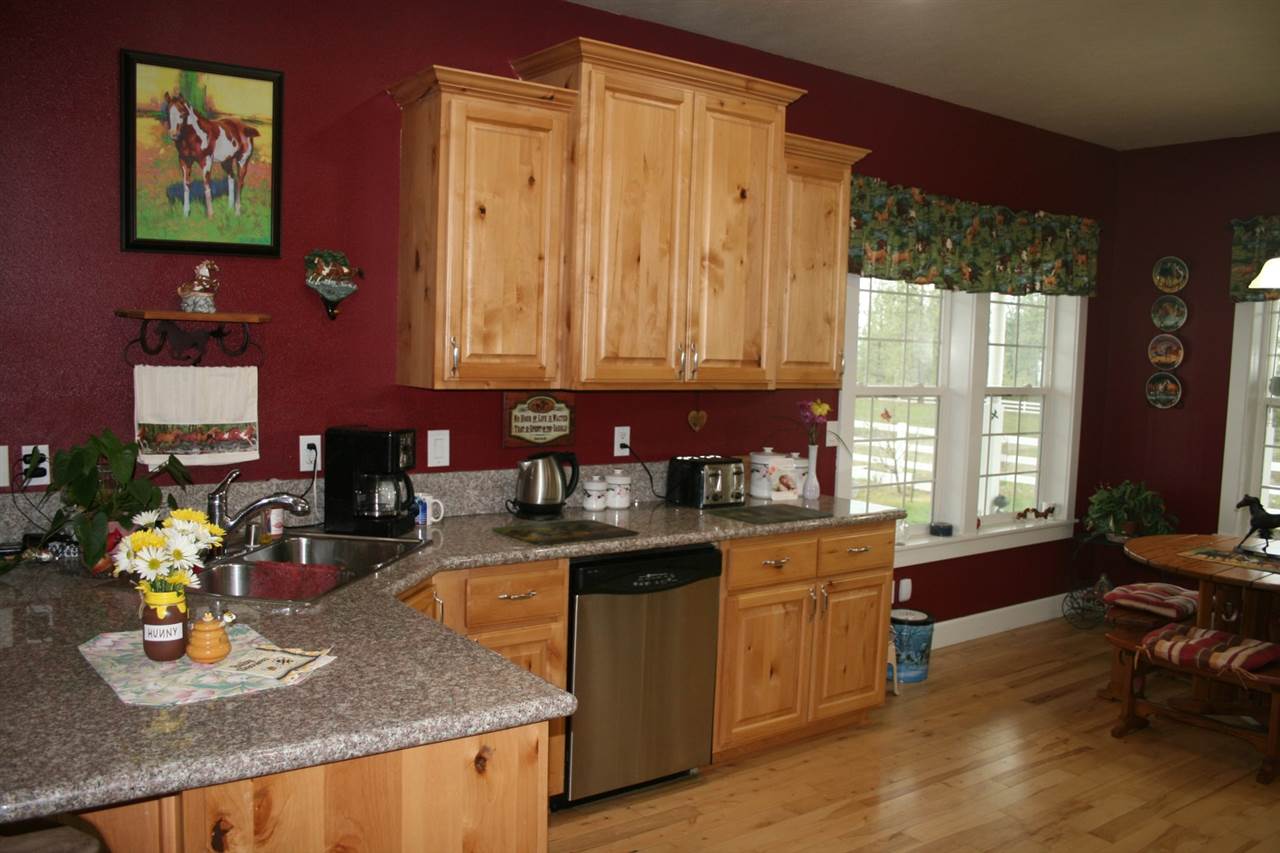 34304 North Madison Road Elk, WA 99009 - Photo 11 of 20