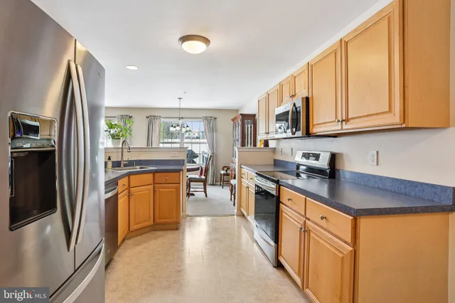 $414,900 | 155 Hampshire Drive, Sellersville, PA 18960