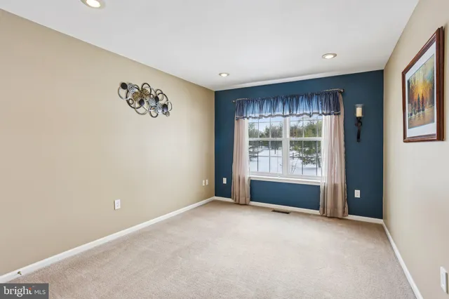 $414,900 | 155 Hampshire Drive, Sellersville, PA 18960