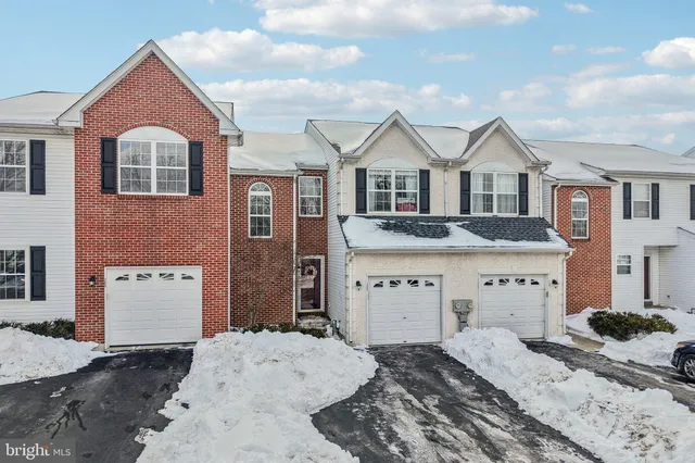 $414,900 | 155 Hampshire Drive, Sellersville, PA 18960