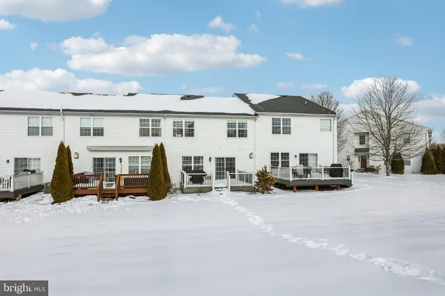 $414,900 | 155 Hampshire Drive, Sellersville, PA 18960