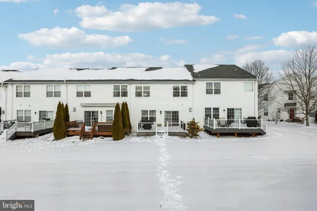 $414,900 | 155 Hampshire Drive, Sellersville, PA 18960