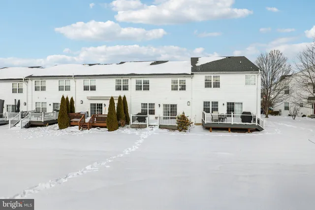 $414,900 | 155 Hampshire Drive, Sellersville, PA 18960