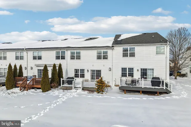 $414,900 | 155 Hampshire Drive, Sellersville, PA 18960