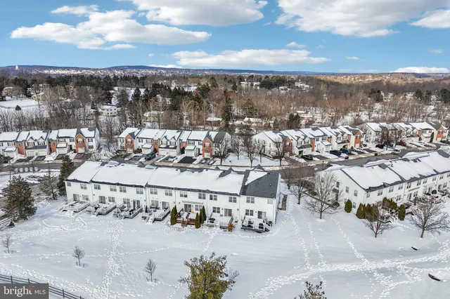 $414,900 | 155 Hampshire Drive, Sellersville, PA 18960