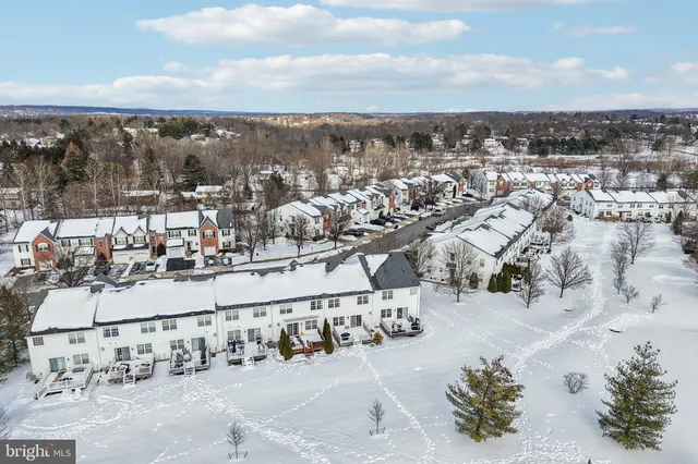 $414,900 | 155 Hampshire Drive, Sellersville, PA 18960