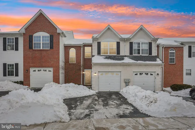 $414,900 | 155 Hampshire Drive, Sellersville, PA 18960