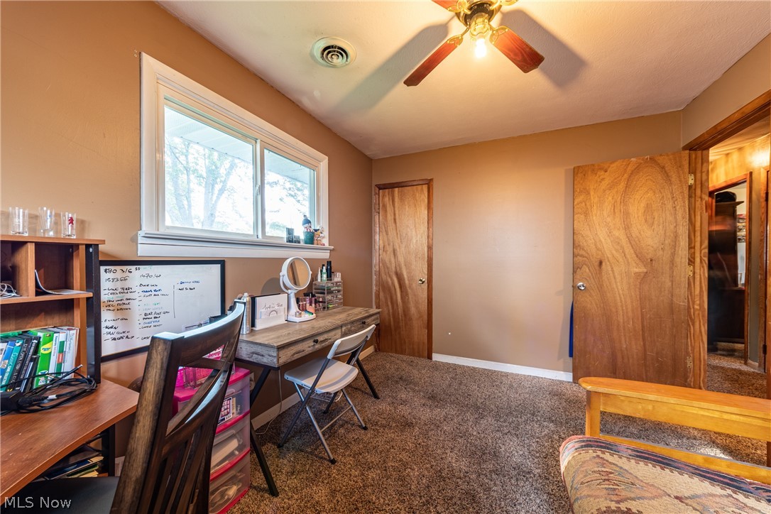 1652 Hubbard Road Madison, OH 44057 - Photo 22 of 29