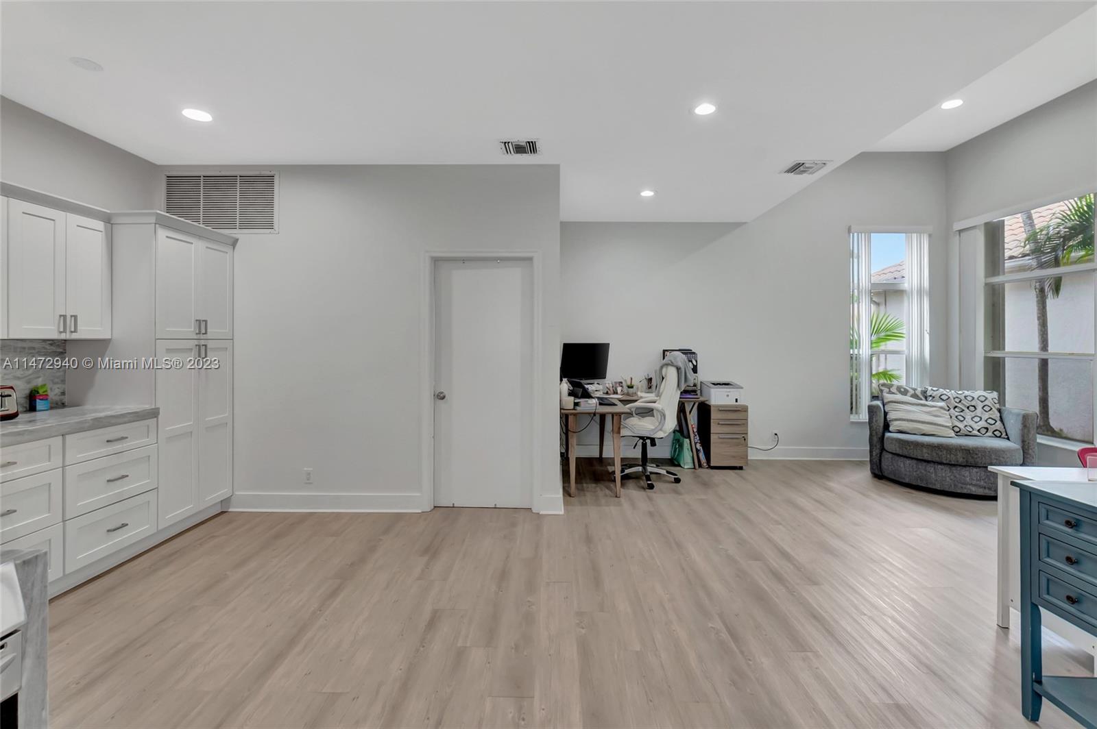 6636 Northwest 25th Avenue Boca Raton, FL 33496 - Photo 44 of 96