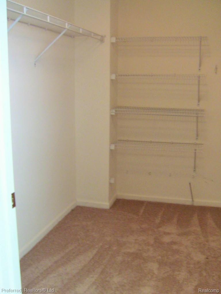 513 Cherry Orchard Road, Unit 92 Canton, MI 48188 - Photo 8 of 19 1 - IMG_2824.jpg