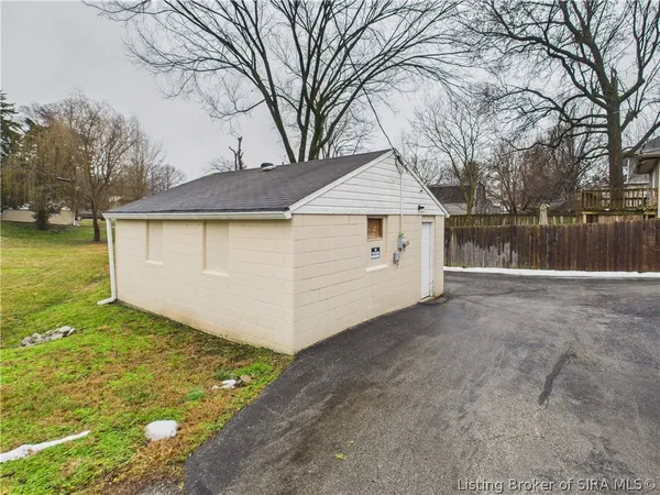 $184,900 | 1026 North Clark Boulevard, Clarksville, IN 47129