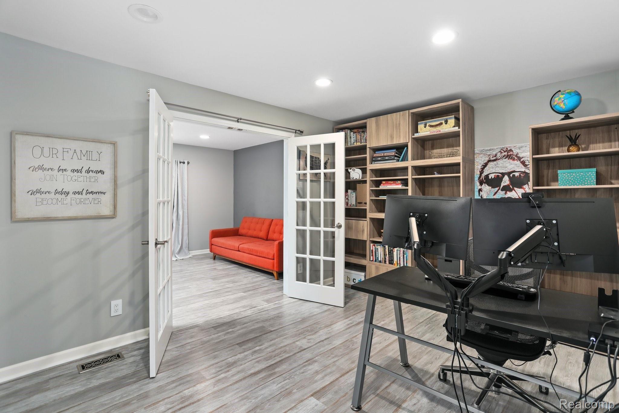 2442 Kimberly Fair Street Rochester, MI 48309 - Photo 18 of 42 2442 Kimberly Fair Street, Rochester Hills - 22.jpg