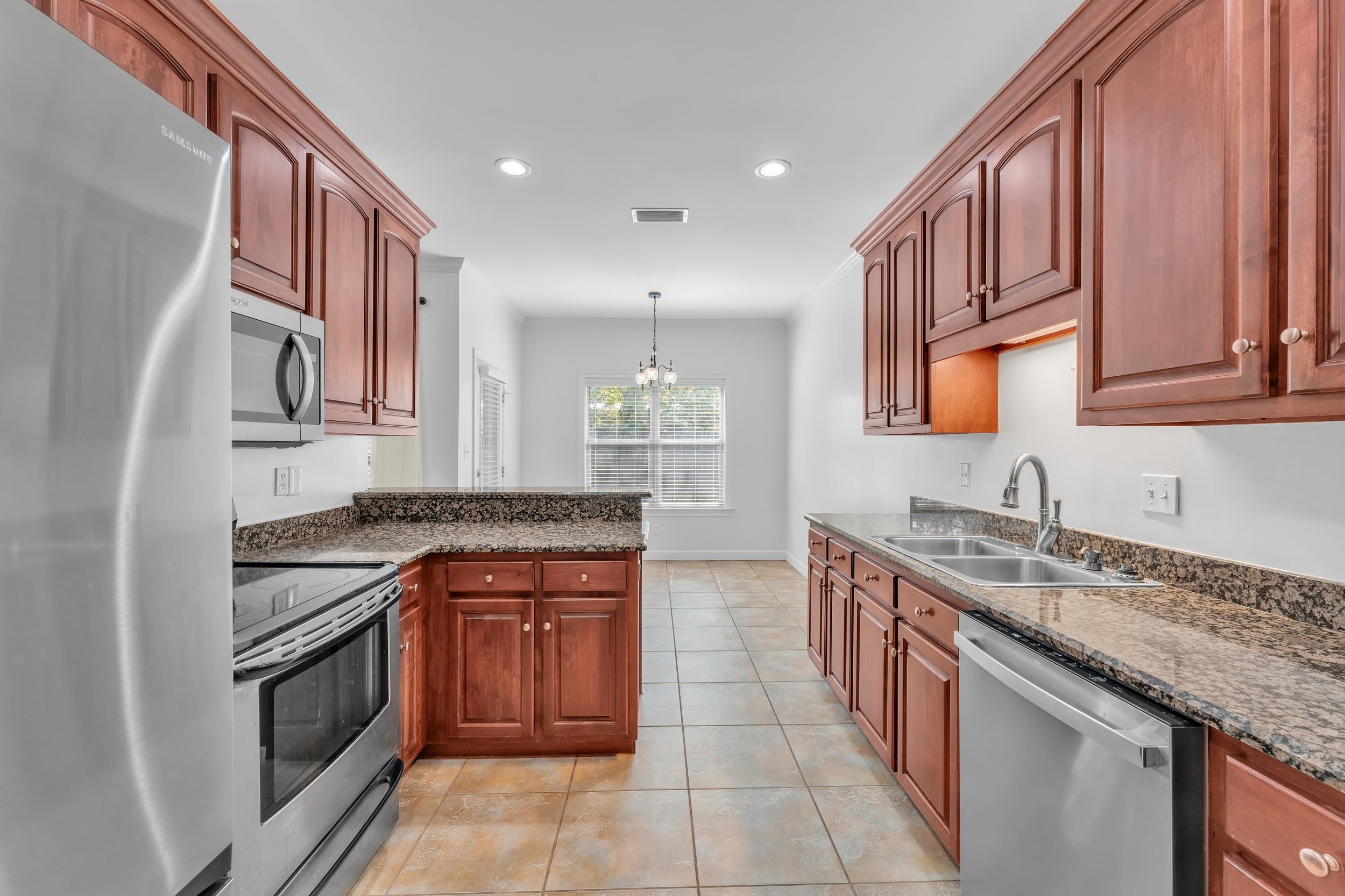 9508 Collier Loop Daphne, AL 36526 - Photo 17 of 29 Kitchen