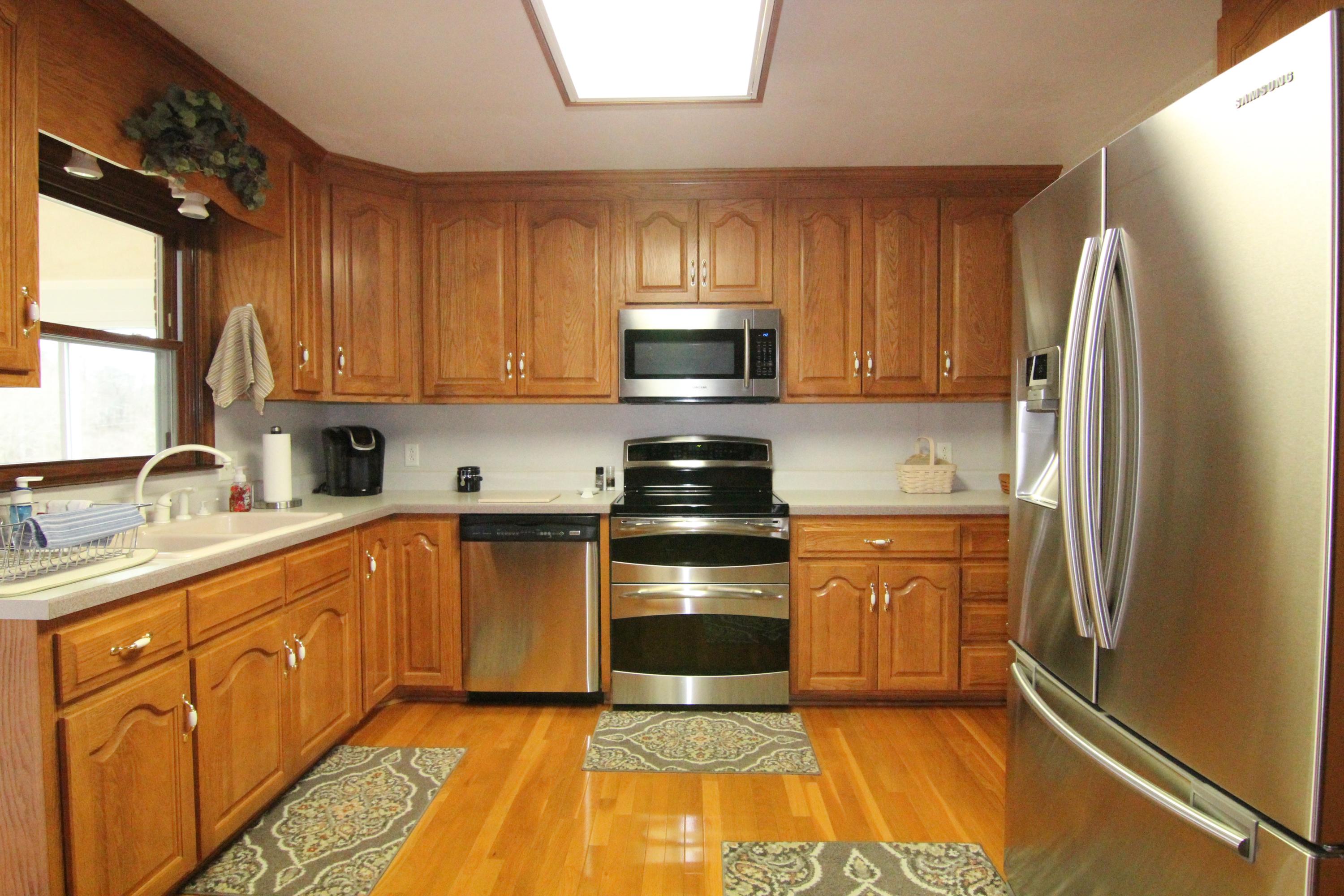 201 Old Brook Road Vinton, VA 24179 - Photo 11 of 44 IMG_1565
