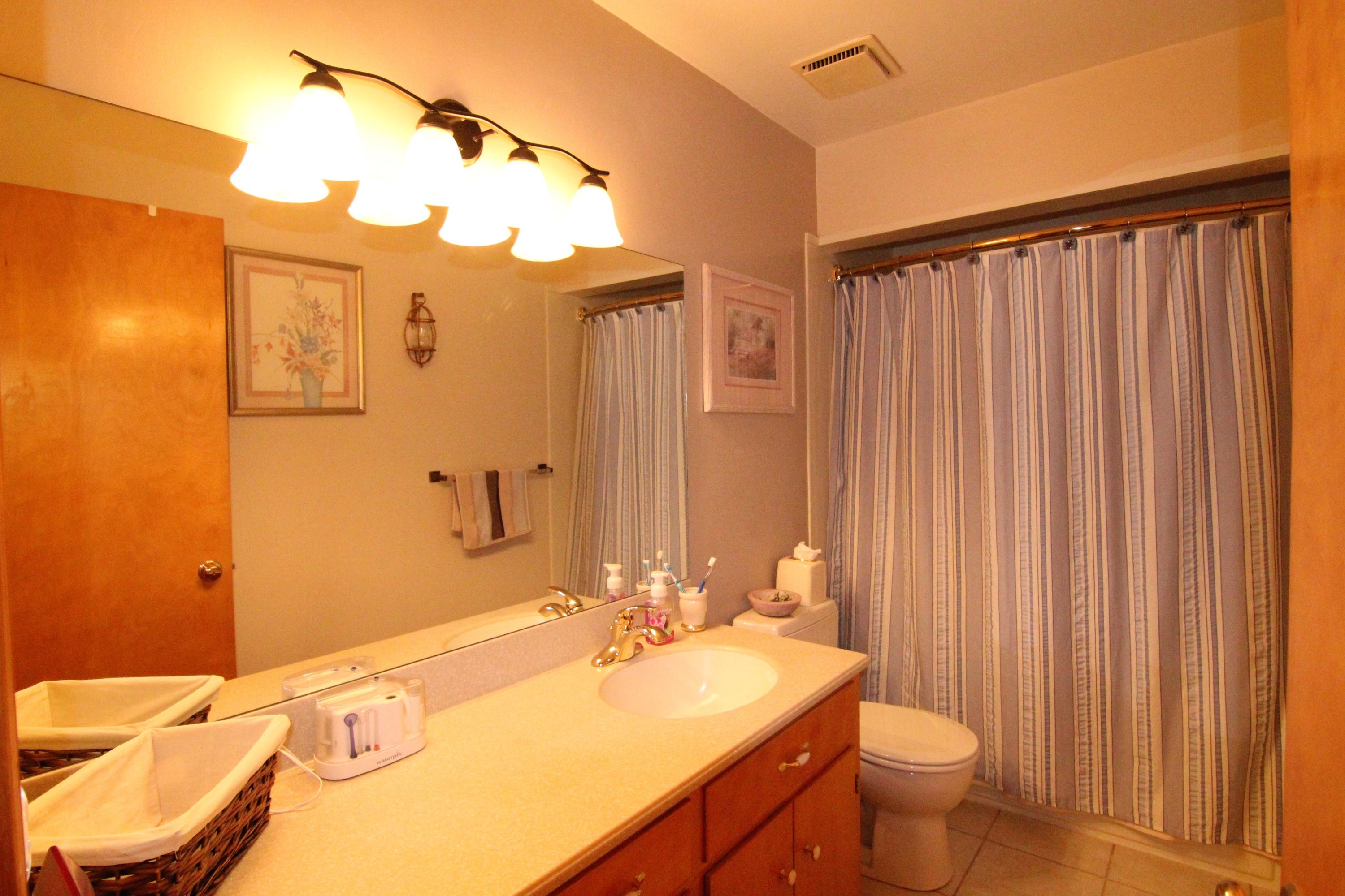 201 Old Brook Road Vinton, VA 24179 - Photo 22 of 44 IMG_1552