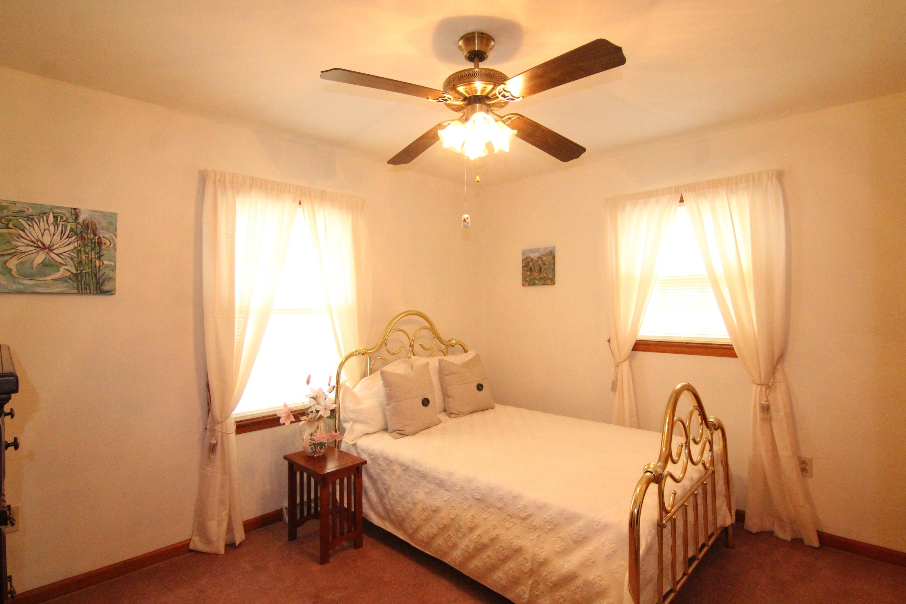 201 Old Brook Road Vinton, VA 24179 - Photo 24 of 44 IMG_1556