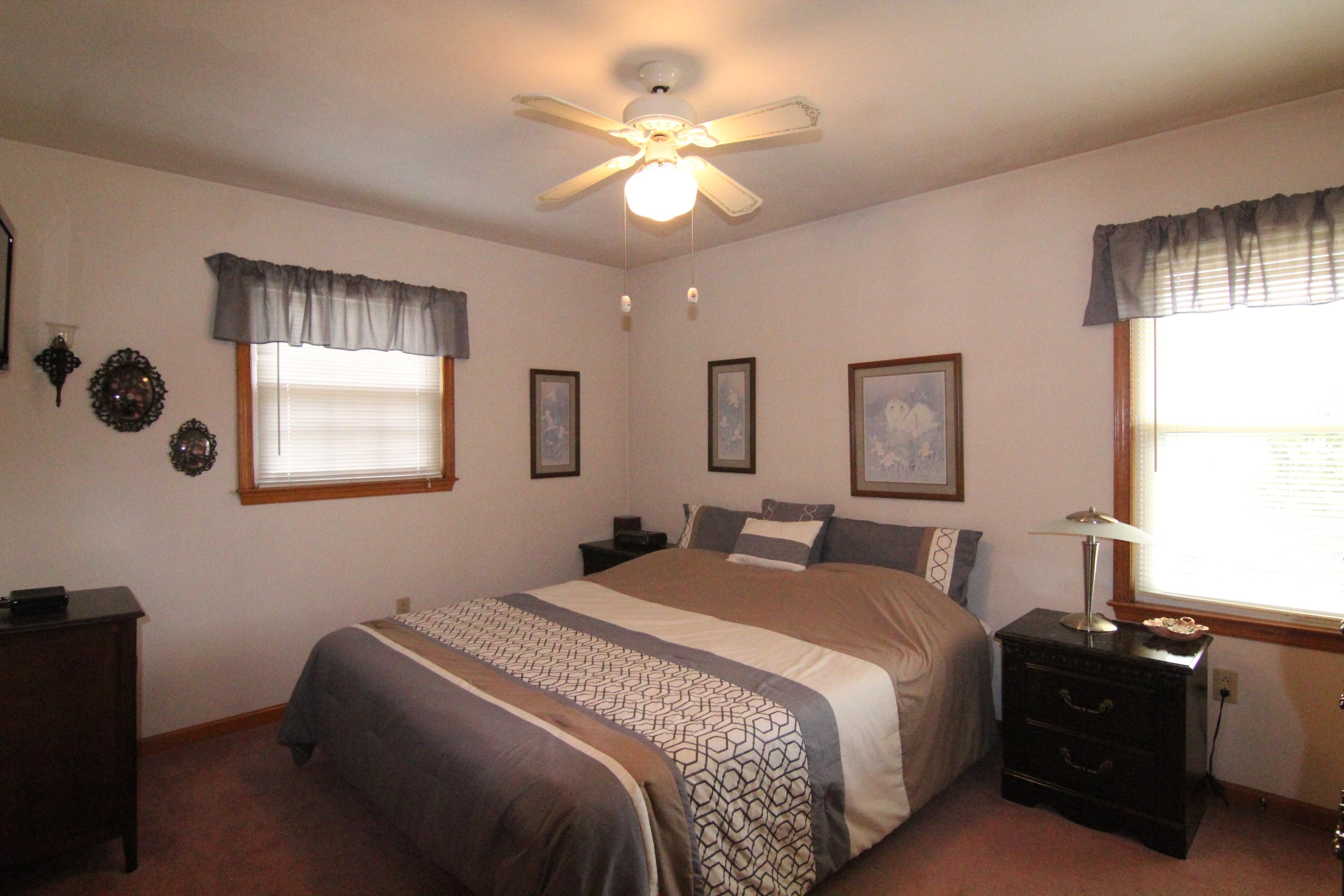 201 Old Brook Road Vinton, VA 24179 - Photo 26 of 44 IMG_1559