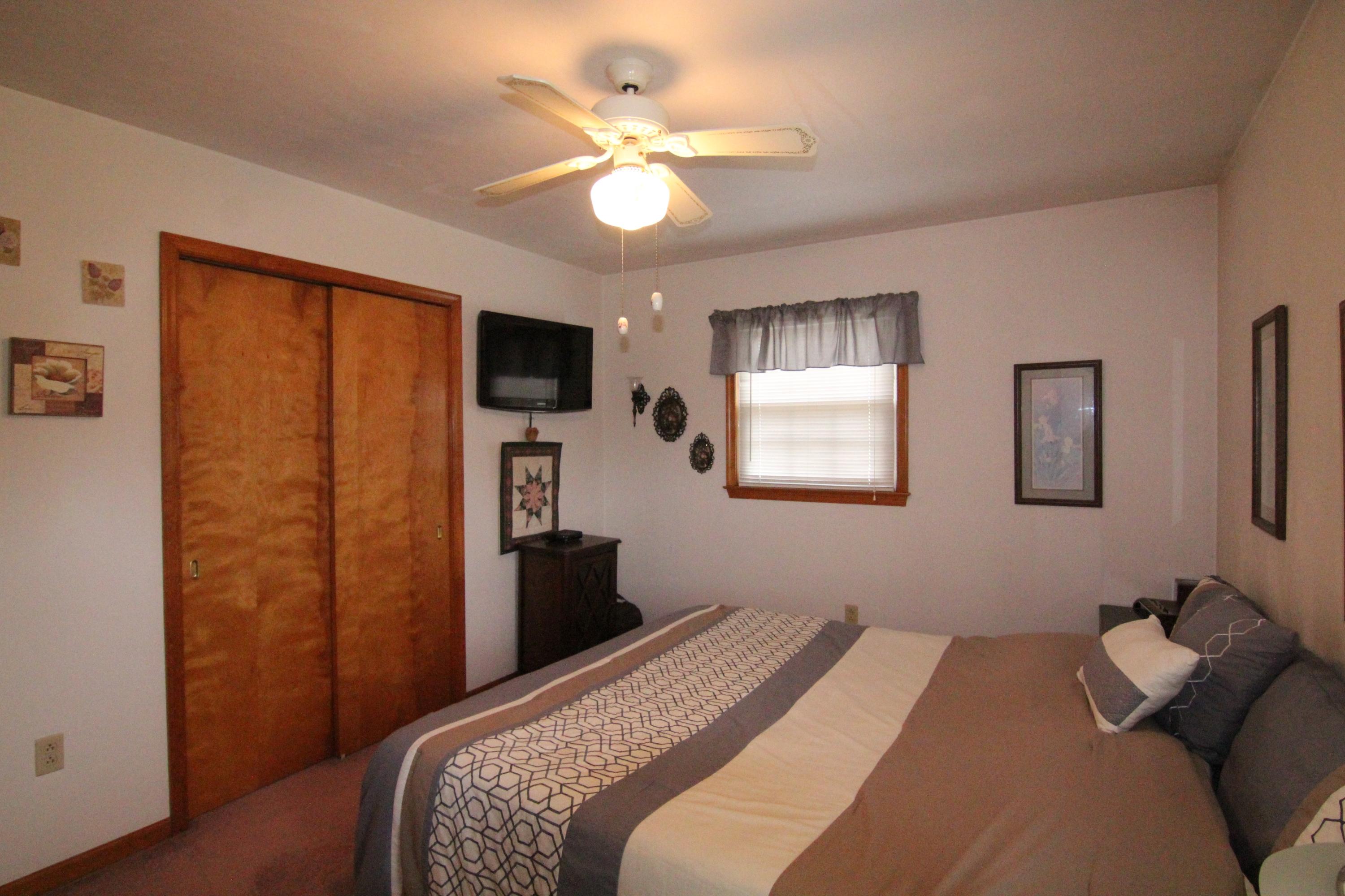 201 Old Brook Road Vinton, VA 24179 - Photo 27 of 44 IMG_1562