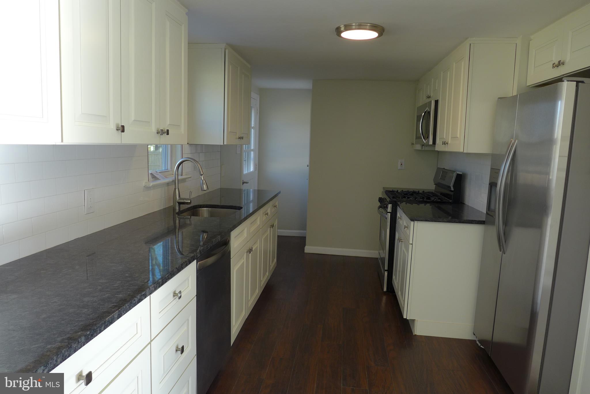 730 Norcross Road Lindenwold, NJ 08021 - Photo 7 of 25 Kitchen, photo taken from Breakfast Area