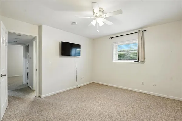 $215,000 | 5010 Baltimore Avenue, Unit 106, Kansas City, MO 64112